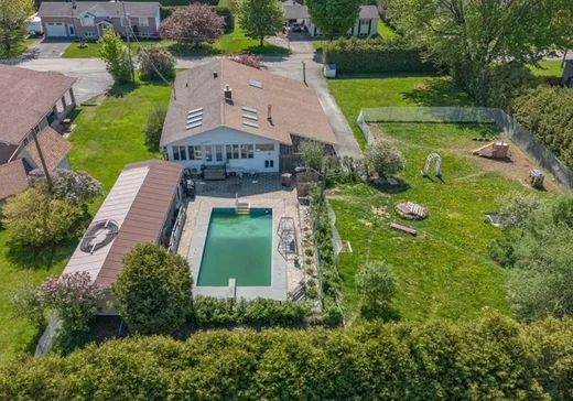 House for sale - 15 Rue Henry, Danville, J0A 1A0