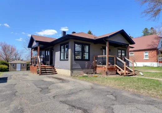 Bungalow à vendre - 18 Boul. Kirouac, Warwick, J0A1M0