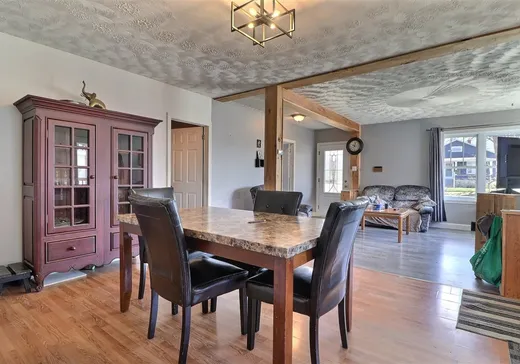 Maison à vendre - 18 Boul. Kirouac, Warwick, J0A 1M0