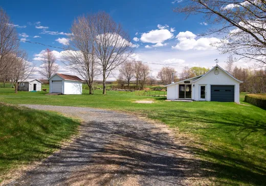 Maison à vendre - 3 Rue des Buttes, Warwick, J0A 1M0