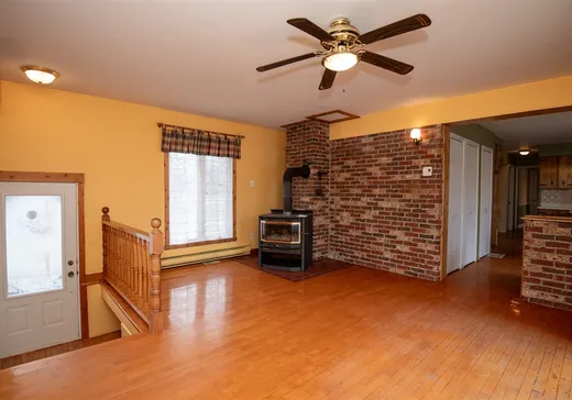 Maison à vendre - 3 Rue des Buttes, Warwick, J0A 1M0