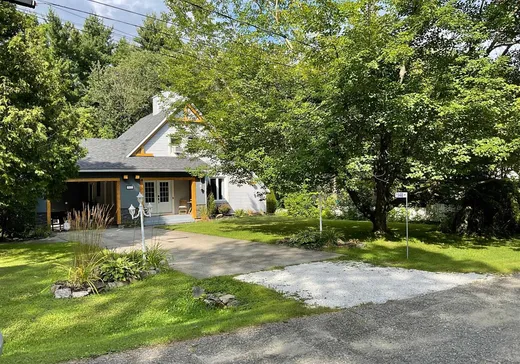 Un étage et demi à vendre - 1948 Rue des Cèdres, Lawerenceville, J0E1W0