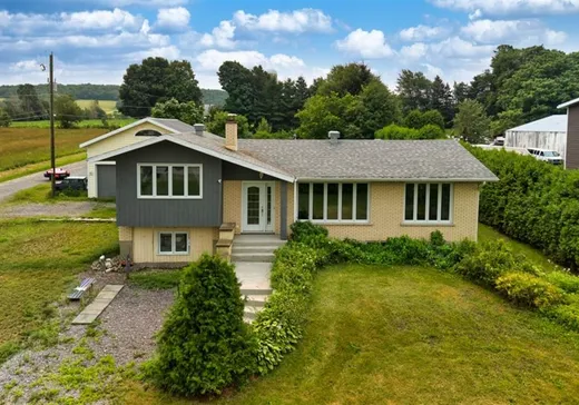 Bungalow à vendre - 83 Route 116 E., Warwick, J0A1M0