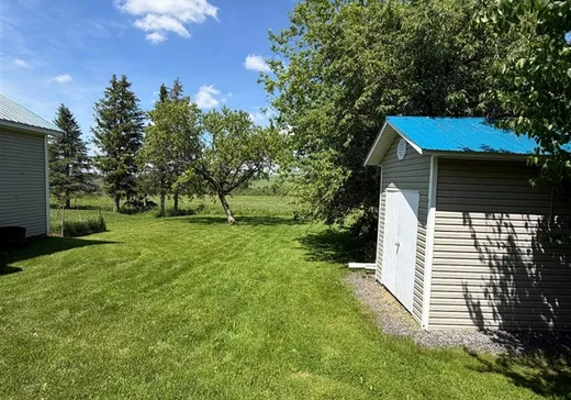 Maison à vendre - 865 Ch. St-Jacques, Saint-Herménégilde, J0B 2W0