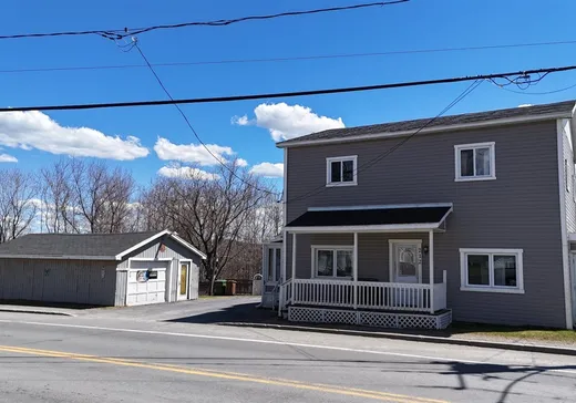 House for sale - 212 Rue Principale, Weedon, J0B 3J0
