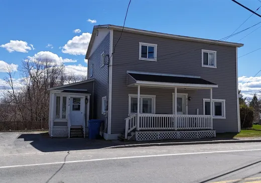 House for sale - 212 Rue Principale, Weedon, J0B 3J0