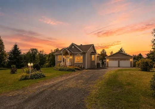 Bungalow for sale - 73 Rue Dupuis, Granby, J2M1X6