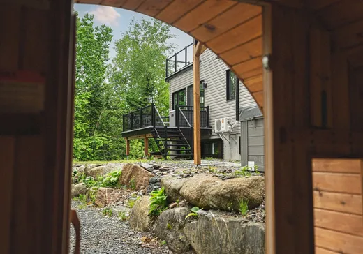Maison à vendre - 402 Ch. de la Détente, Lac-Mégantic, G0Y 1E1
