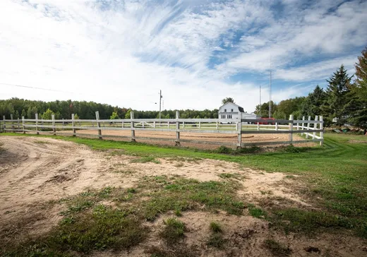 Fermette à vendre - 1257-1261 7e Rang O., Plessisville, G6L 4C3