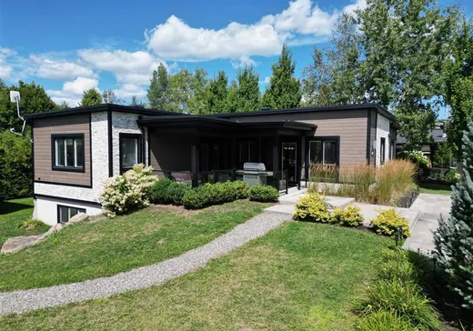 House for sale - 315 Route 112, App. 101, St-Etienne-De-Bolton, J0E 2E0