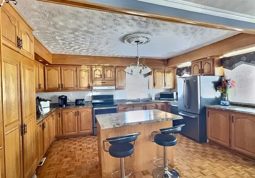 Maison à vendre - 108 Ch. Laroche, Val des Sources, J1T 3M7