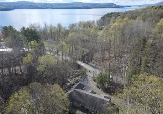 Maison à vendre - 37 Ch. du Château-Landing, Mansonville, J0E 1X0