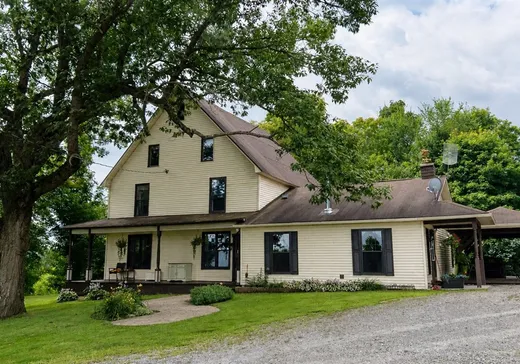 Fermette à vendre - 80F Ch. Livingstone, Danville, J0A 1A0