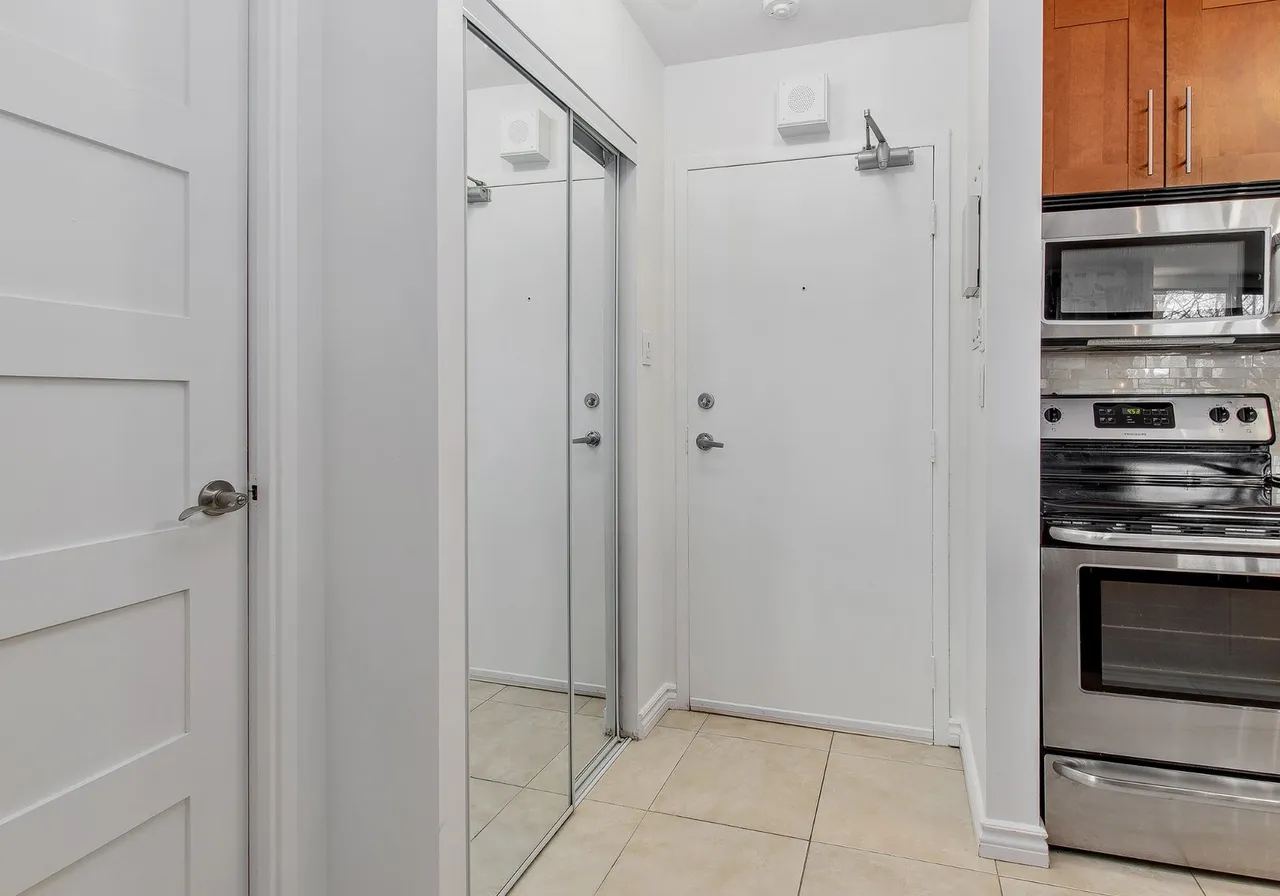 2555 Av. du Havre-des-Îles — photo 3