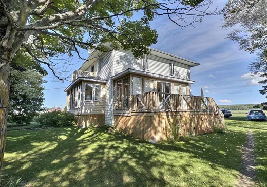 Maison à vendre - 563 2e Rang, L'Isle-Verte, G0L 1K0
