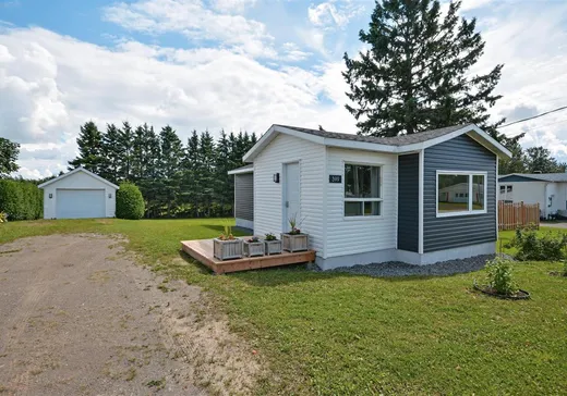 Maison mobile à vendre - 399 Rue Principale, Rimouski, G0K1M0