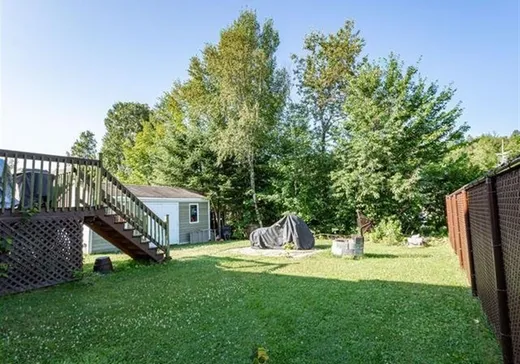 House for sale - 87-89 Place du Refuge, Sainte-Adèle, J8B 2H5