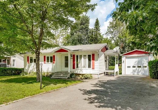 Bungalow for sale - 4295 Rue Cayer, Les Nations, J1L1S9