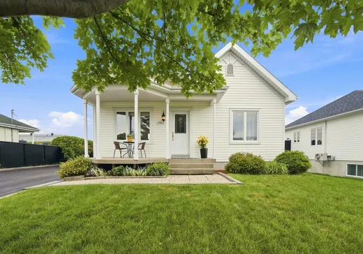 Bungalow à vendre - 1194 Rue Glaucos, Sherbrooke, J1R0J7