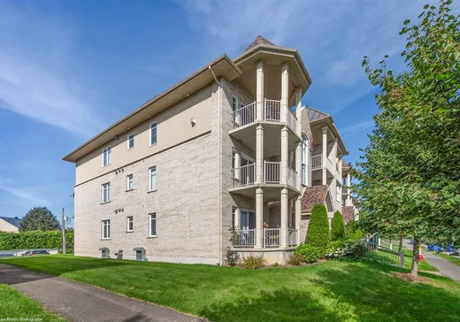 Condo for sale - 3460 Boul. Pie-IX, App. 302, Laval (Duvernay), H7E 5P4