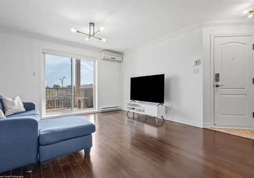 Condo for sale - 3460 Boul. Pie-IX, App. 302, Laval (Duvernay), H7E 5P4