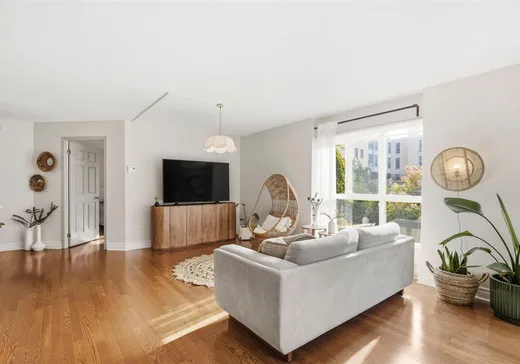 Condo for sale - 4800 Rue Bossuet, App. 105, Montreal (Anjou), H1M 3S5