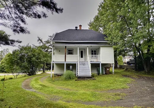 Maison à vendre - 324 Rue Principale, Saint-Modeste, G0L 3W0