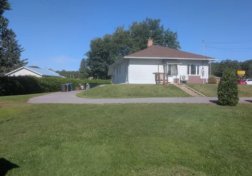 House for sale - 5711 Ch. de St-Jean, St-Felix-De-Valois, J0K 2M0