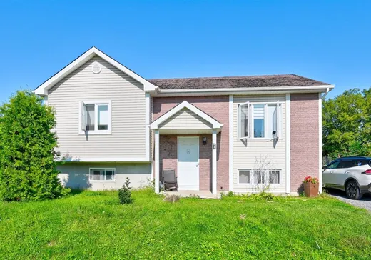House for sale - 7 Rue Perreault, Lanoraie, J0K 1E0