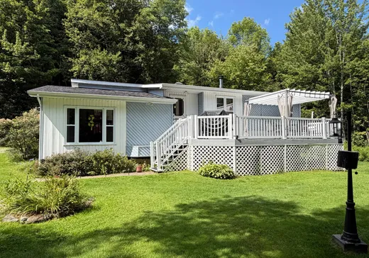 Maison à vendre - 23 Route de Mansonville, Mansonville, J0E 1X0