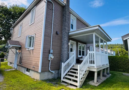 House for sale - 7 Rue du Centre, Grenville, J0V 1B0