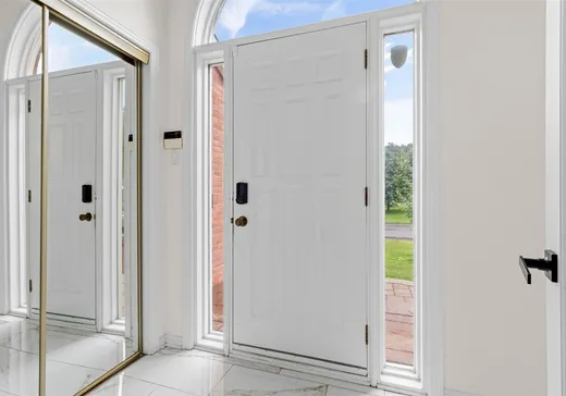 Maison à vendre - 205 Rue des Eaux-Vives, Saint-Jérôme, J7Y 4N6