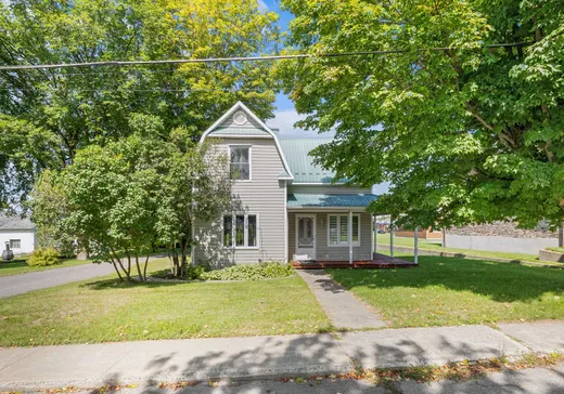 Bungalow for sale - 39 Rue Pelchat, St-Raphael-de-Bellechasse, G0R4C0
