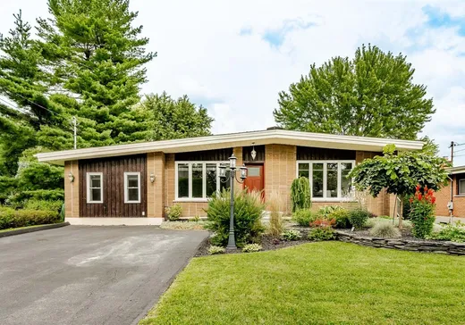 Bungalow à vendre - 476 Rue Dolbeau, Sherbrooke, J1G2Z7