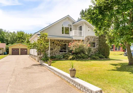Two or more stories for sale - 510 Carré Léo-Arbour, Trois-Rivières, G9B7E8
