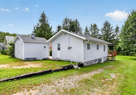 House for sale - 1170 Rg Sud-Est, St-Adelphe-De-Champlain, G0X 2G0