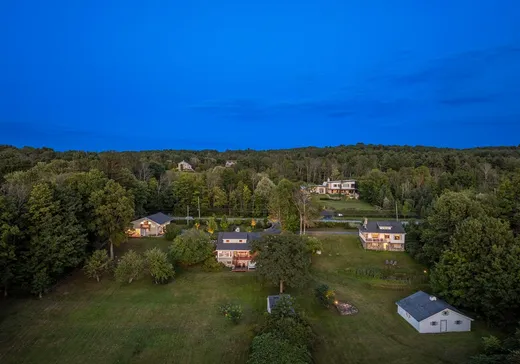 Maison à vendre - 1567 Ch. de Georgeville, Magog, J1X 0M7
