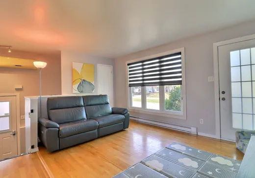 Maison à étages à vendre - 422 Boul. Sabourin, Val-d'Or, J9P4W5