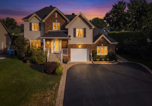 Maison à vendre - 1910 Rue Principale, Sainte-Julie, J3E 1J4
