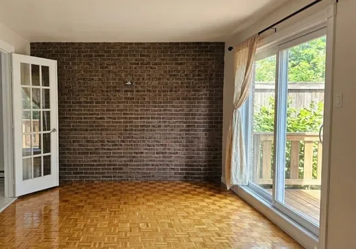 Maison à vendre - 1101 Rue Poulin, Greenfield Park, J4V 3B6