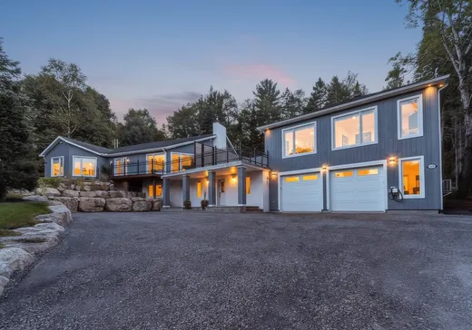Maison à vendre - 1330 Rue de la Laurentie, Sainte-Adèle, J8B 3A3