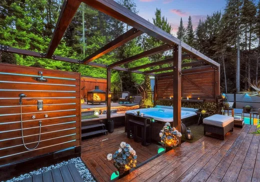 Maison à vendre - 1330 Rue de la Laurentie, Sainte-Adèle, J8B 3A3