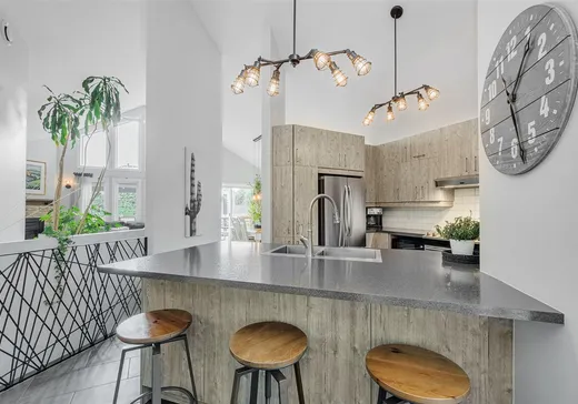 Maison à vendre - 38 Rue Sarah-Garth, Blainville, J7C 4W1