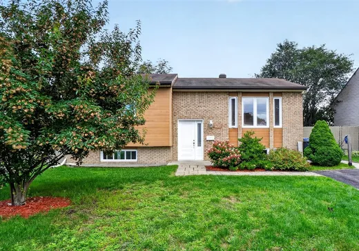 Bungalow à vendre - 1433 Boul. des Seigneurs, Terrebonne, J6X1J5
