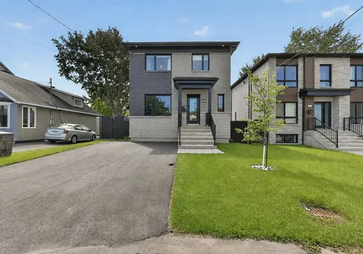 Two or more stories for sale - 880 2e Avenue, Laval (Fabreville), H7R4H9