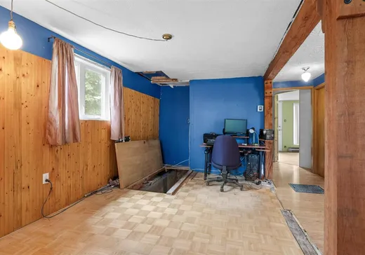 House for sale - 16 Rue Dufresne, Windsor, J1S 2H4