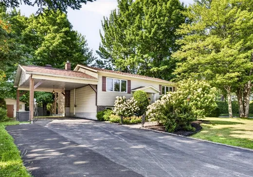 Bungalow for sale - 4390 Rue Decelles, Les Nations, J1L1T5