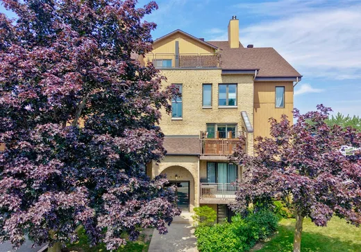 Condo for sale - 3020 Rue Joseph-Hardy, App. 4, St-Hubert, J3Y9J6
