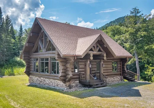 Maison à vendre - 221 Ch. de l'Avalanche, Mont-Tremblant, J0T 1P0