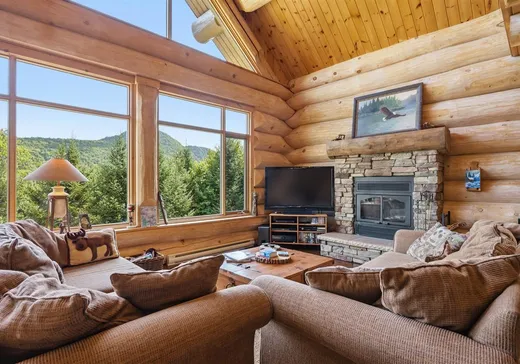 Maison à vendre - 221 Ch. de l'Avalanche, Mont-Tremblant, J0T 1P0